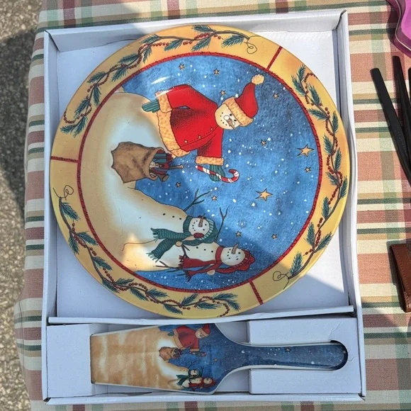 Infinity 2 Pc Cake Set with Server - Picture 2 of 2